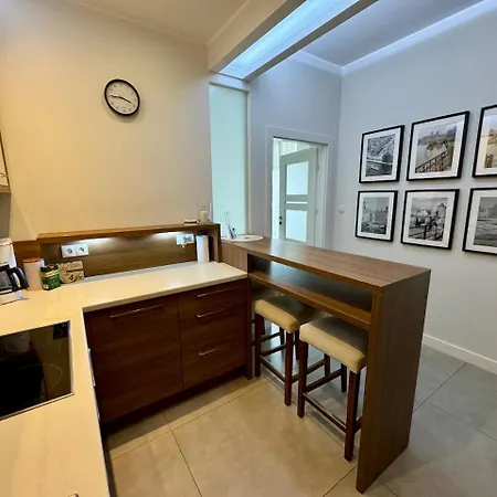 Apartament Chanellka Garnizon Apartment